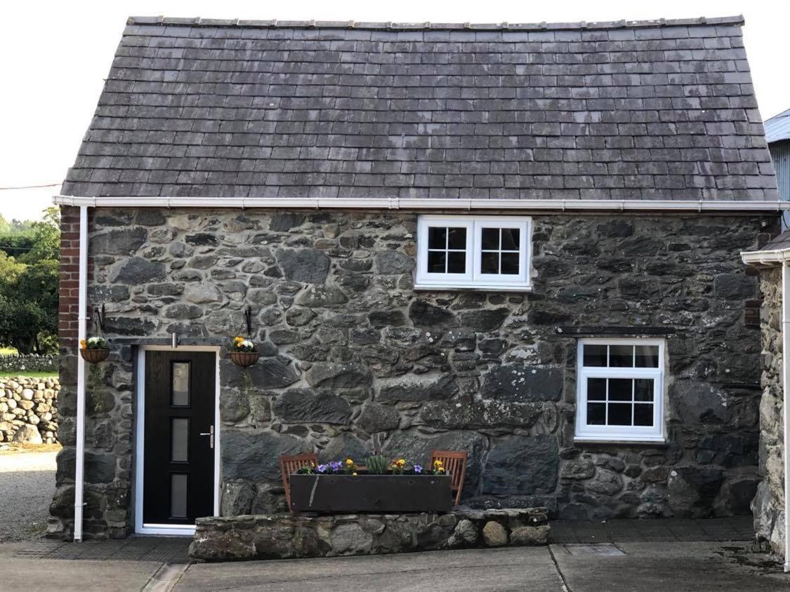 The Grooms Cottage Llanrug Eksteriør bilde
